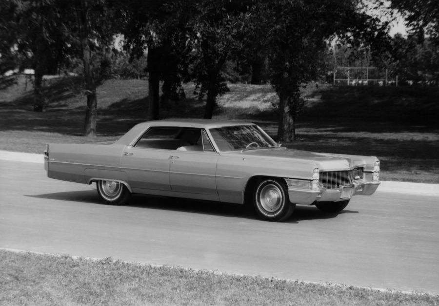  Cadillac Calais Hardtop Sedan 1965 года  (фото 1 из 1)